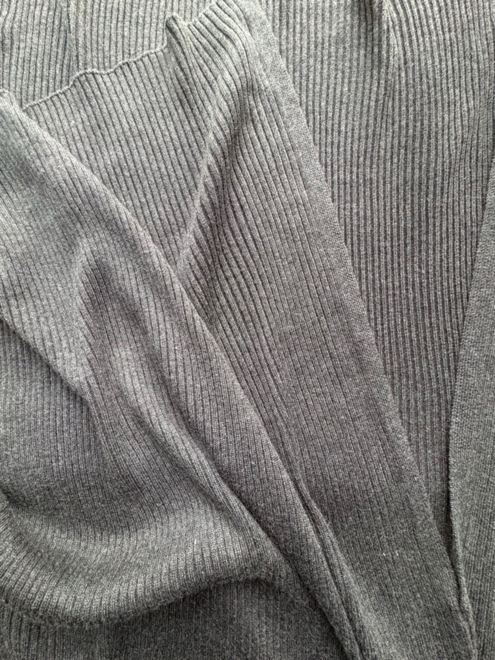 Splendid Ribbed Midi Skirt Heather Charcoal Grey Slit, size M - Picture 9 of 16